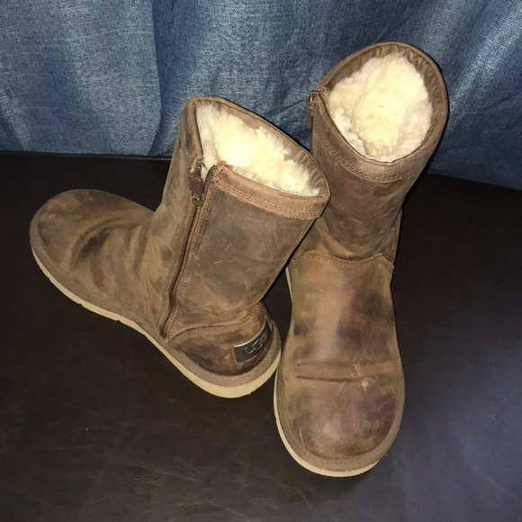 UGG Shoes - Brown Ugg Boots
